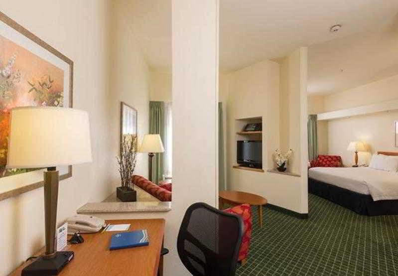 Fairfield Inn & Suites By Marriott Lafayette South Exterior photo